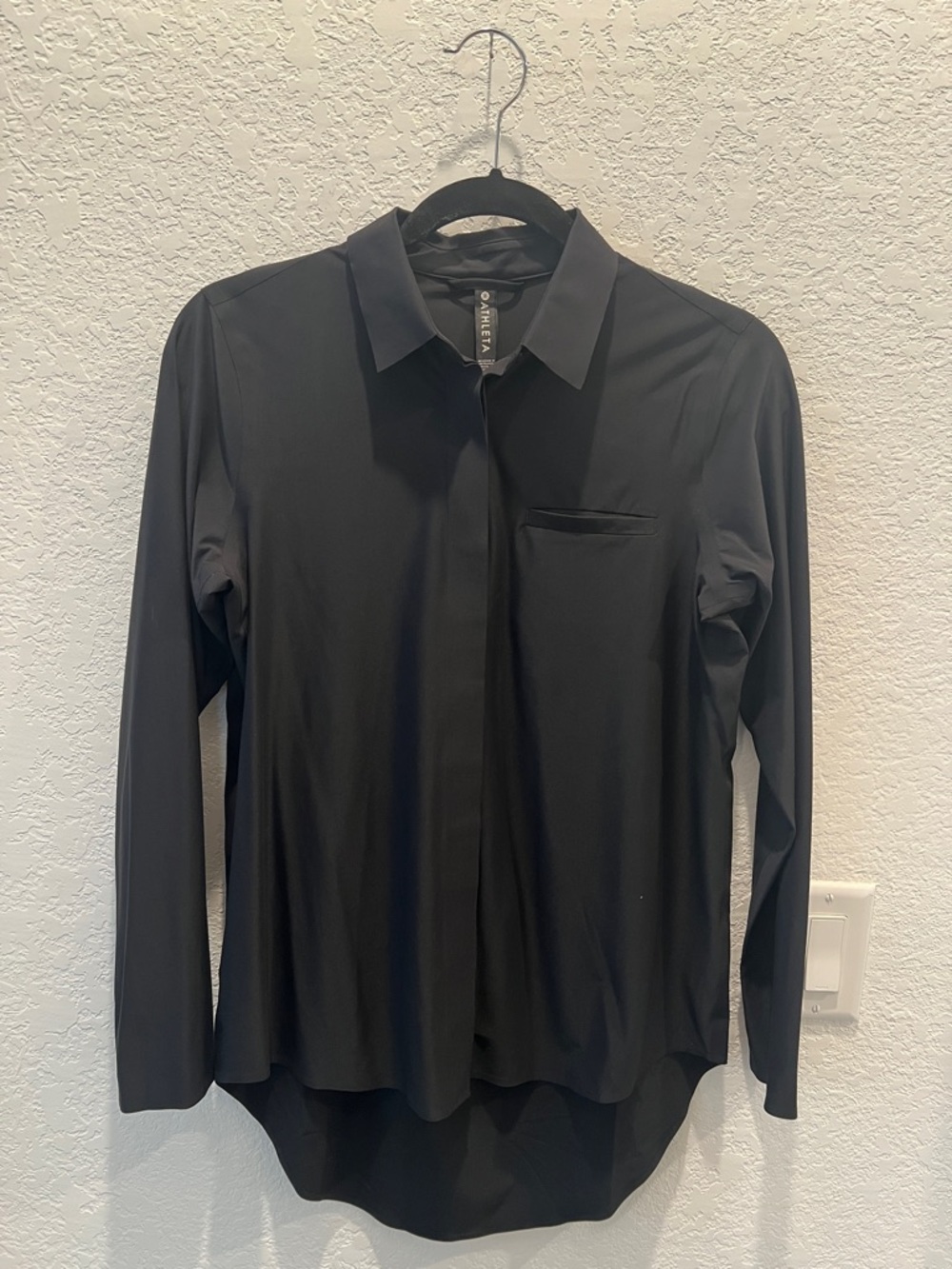 NWOT Athleta Metro Black Collared Button-Front Blouse - XXS